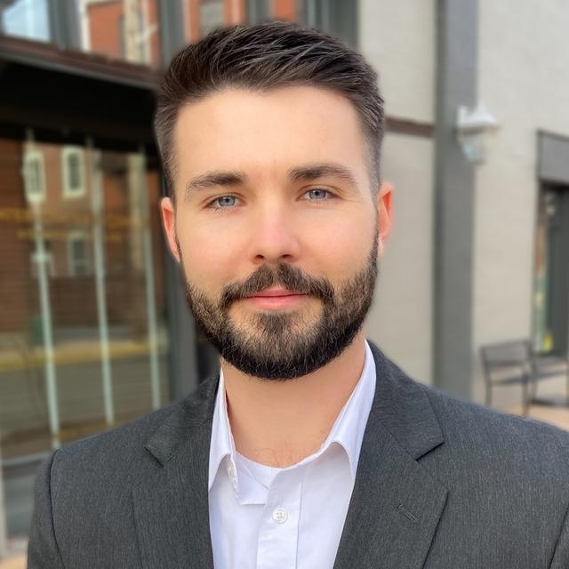 Photo of Jason Alinder